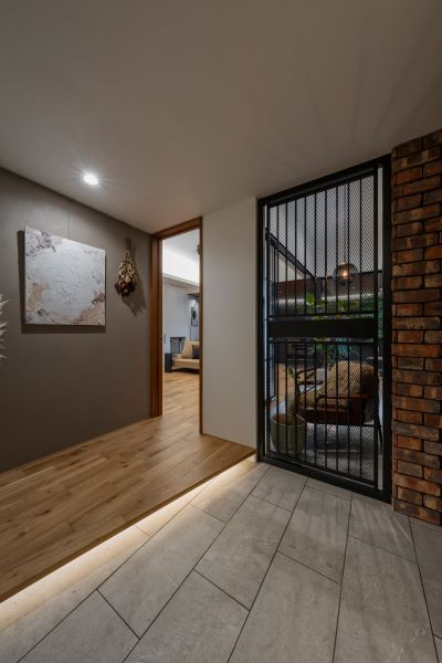 ブラックテイストな平屋